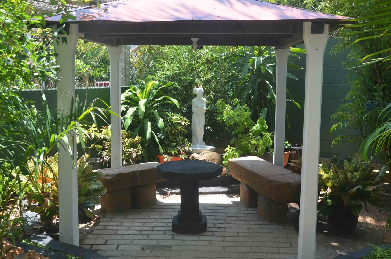 Lake View The Tourist Guest House Anuradhapura Dış mekan fotoğraf
