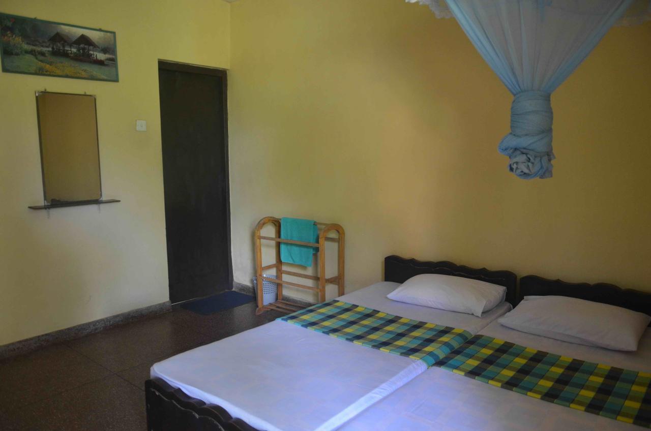 Lake View The Tourist Guest House Anuradhapura Dış mekan fotoğraf